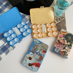 American Retro Young Girl Gekleurde contactlens.