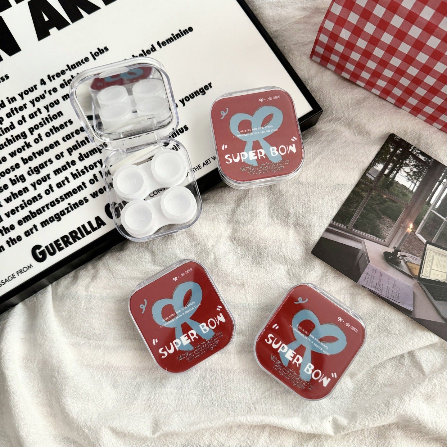 Super Bow Colored Contact Lens Case