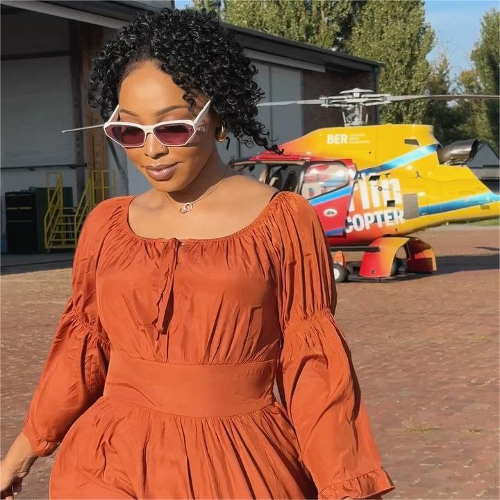 Aline Cat eye Yellow Sunglasses